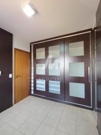 12 - Dormitorio