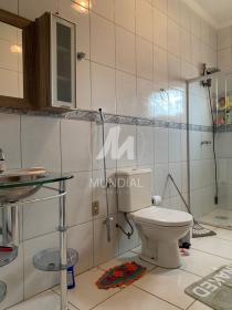 22 - Banheiro/lavabo