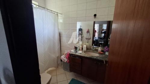 12 - Banheiro/lavabo