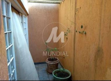8 - Quintal/corredores