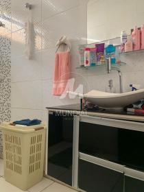 19 - Banheiro/lavabo