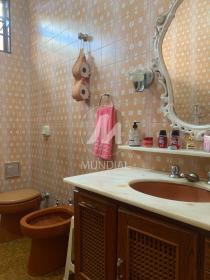 23 - Banheiro/lavabo