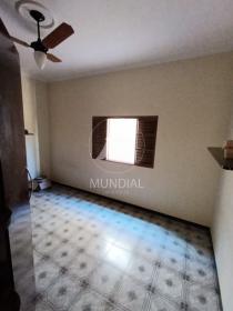 11 - Dormitorio