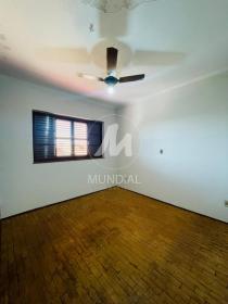 19 - Dormitorio