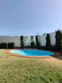 23 - Piscina