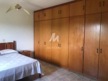 17 - Dormitorio