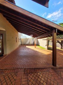 7 - Garagem/estacionamento