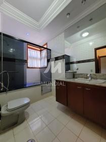 21 - Suite