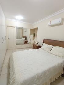 24 - Suite