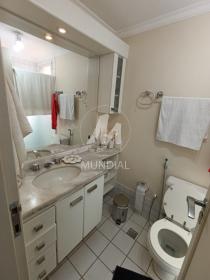 25 - Suite