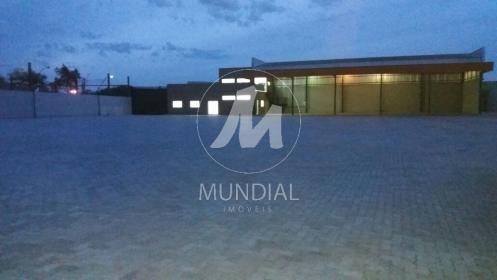 2 - Garagem/estacionamento