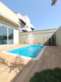 21 - Piscina