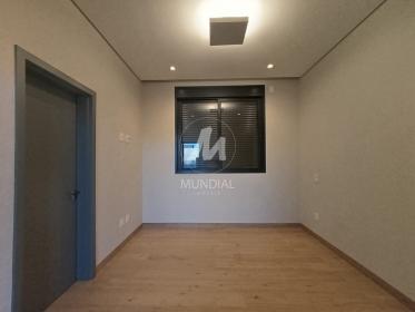 25 - Suite