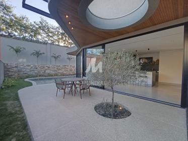 32 - Quintal/corredores