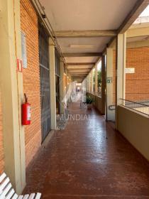28 - Quintal/corredores
