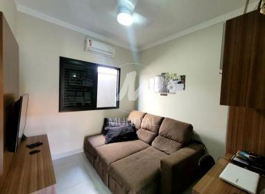 8 - Suite