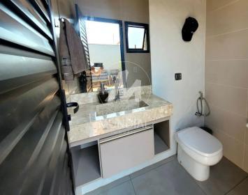 13 - Banheiro/lavabo