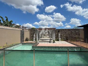 34 - Piscina