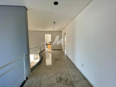 19 - Quintal/corredores