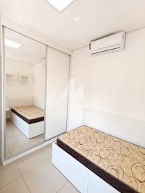 11 - Dormitorio
