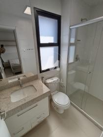 14 - Suite