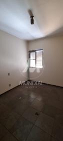 12 - Dormitorio