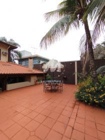 25 - Quintal/corredores