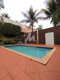 26 - Piscina