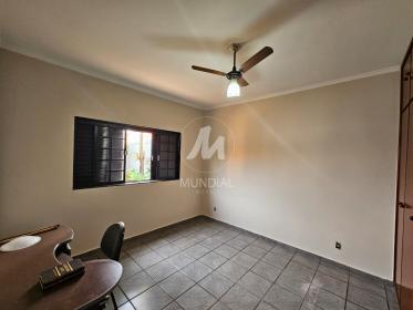 12 - Dormitorio