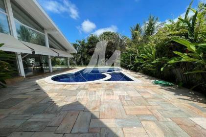 18 - Piscina