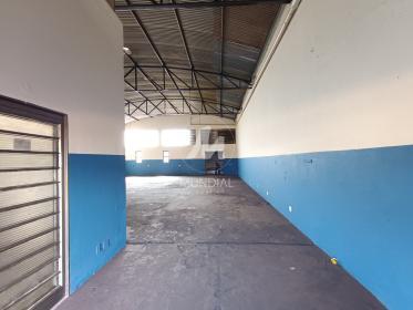 22 - Quintal/corredores