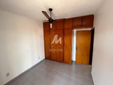 24 - Dormitorio