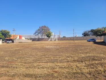 1 - Terreno/Lote