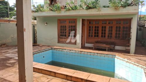 11 - Piscina