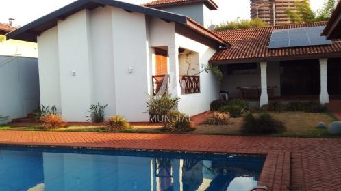 26 - Piscina