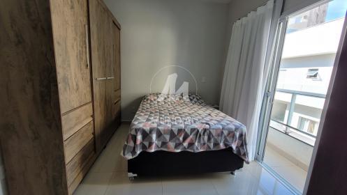14 - Dormitorio