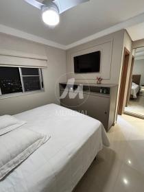 12 - Suite