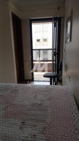 8 - Dormitorio