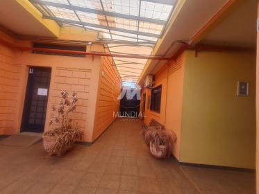 30 - Quintal/corredores