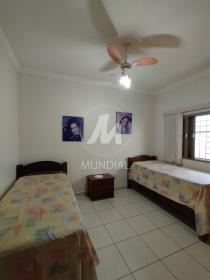 14 - Dormitorio