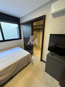 15 - Suite