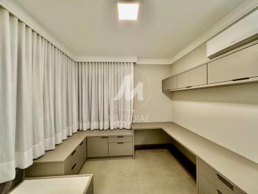 24 - Suite