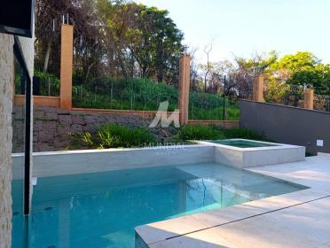 3 - Piscina