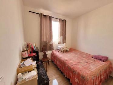 2 - Dormitorio