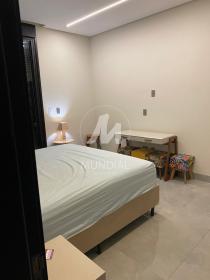 19 - Dormitorio