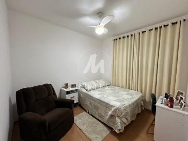 6 - Dormitorio