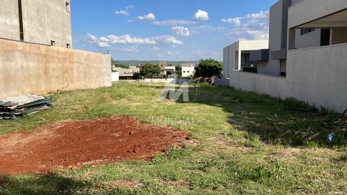 1 - Terreno/Lote