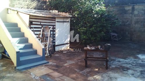 11 - Quintal/corredores