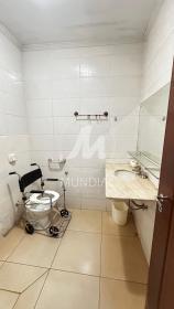 12 - Banheiro/lavabo