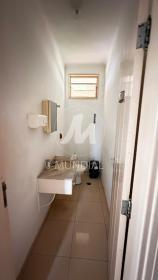 17 - Banheiro/lavabo